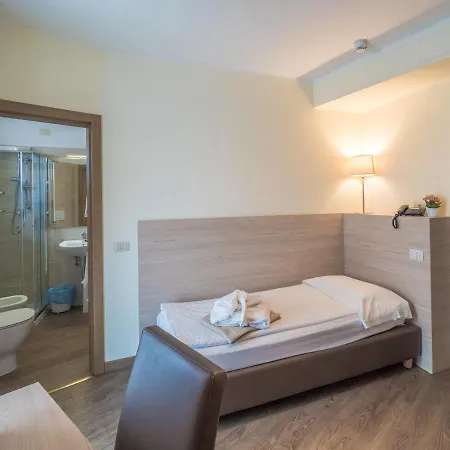Hotell Capo Reamol 4*