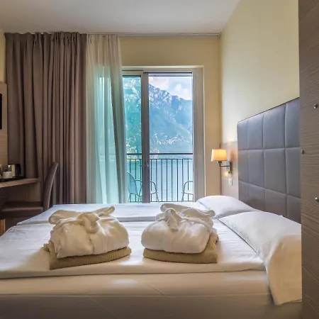 Hotell Capo Reamol Limone sul Garda