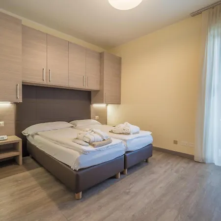 Capo Reamol 4* Limone sul Garda