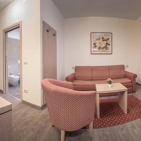 Capo Reamol 4* Limone sul Garda