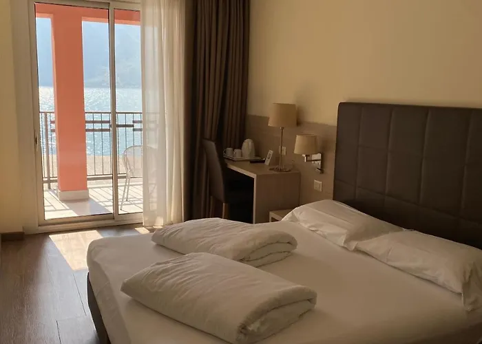 Capo Reamol Hotel Limone sul Garda