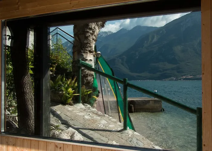 Capo Reamol Hotel Limone sul Garda