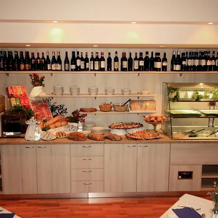 Capo Reamol מלון