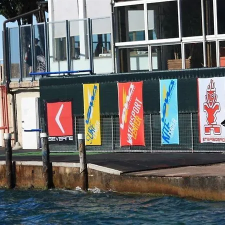 מלון Capo Reamol